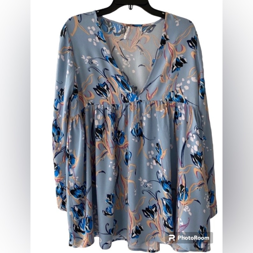 Free People Long Sleeve V-Neck Tunic Top With Floral Print Size Medium